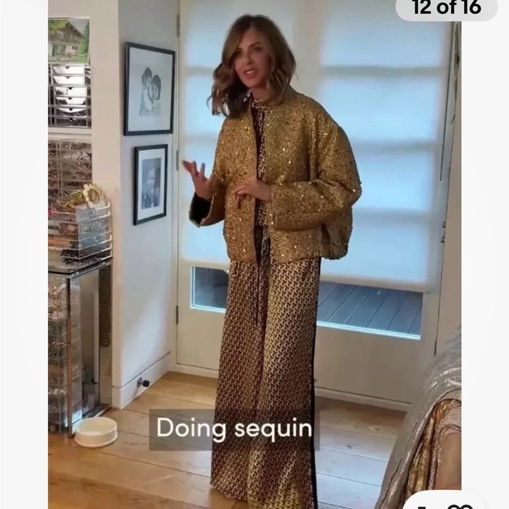 Zara Bloggers favorite! Elegant oversized Gold Women's Sequin Jacket - Picture 2 of 12
